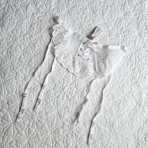 Victoria's Secret Dream Angels Eyelet And Mesh Lace Garter Belt XS/S